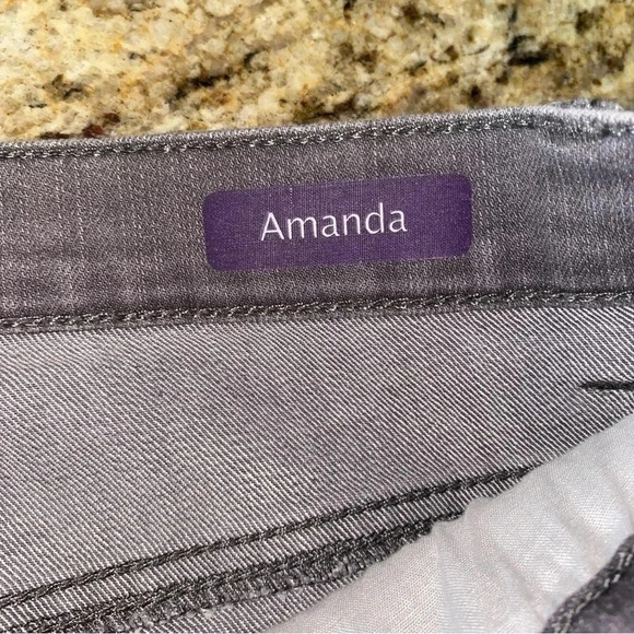 Gloria Vanderbilt Size 8 Like New Gray Jeans Amanda With Stretch - Picture 5 of 9